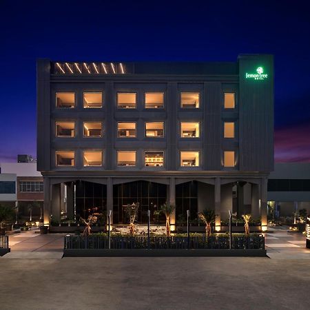 Lemon Tree Hotel, Hisar Экстерьер фото