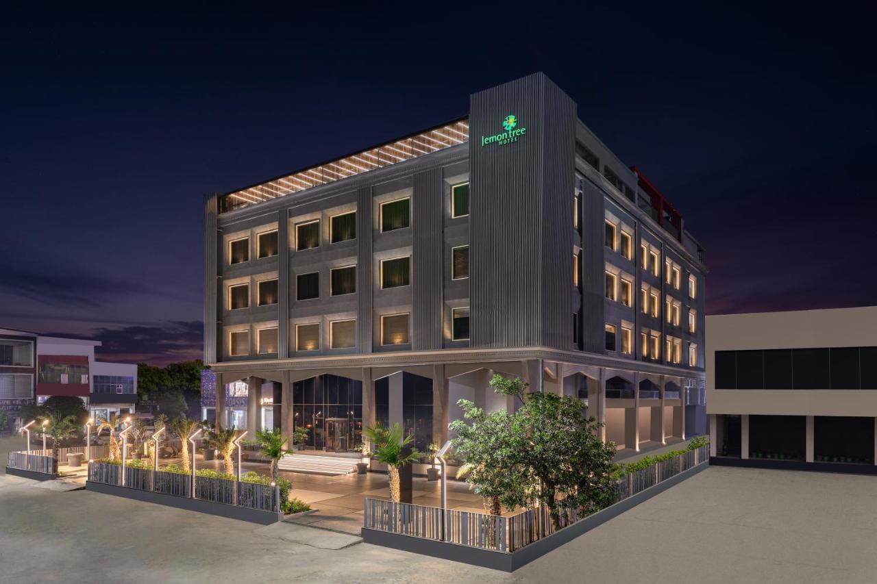 Lemon Tree Hotel, Hisar Экстерьер фото